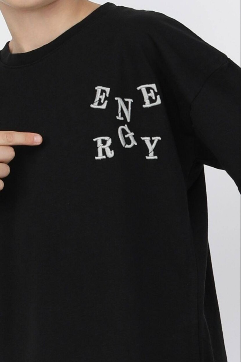 ERKEK KABARTMA NAKIŞLI TSHİRT