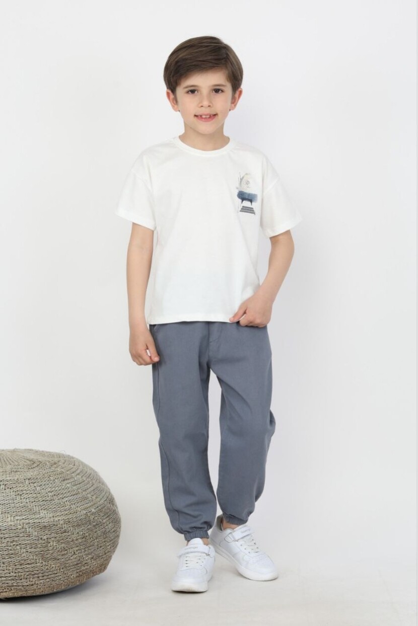 ERKEK MEVSİMLİK T-SHİRT PANTOLON TAKIM