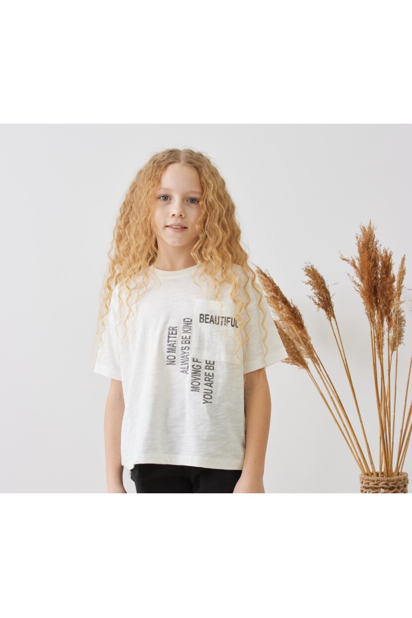 KIZ CEP DETAYLI TSHİRT