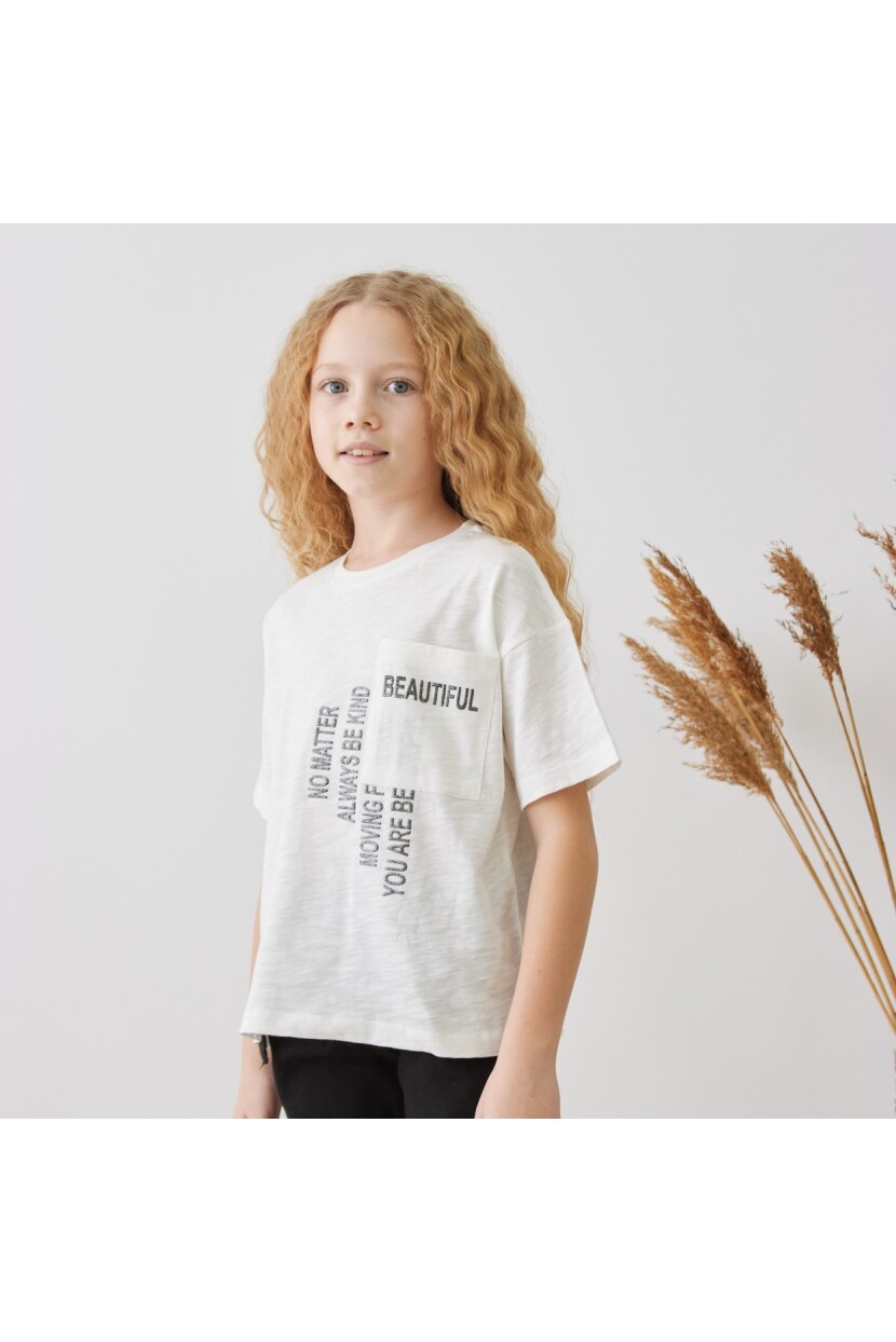 KIZ CEP DETAYLI TSHİRT