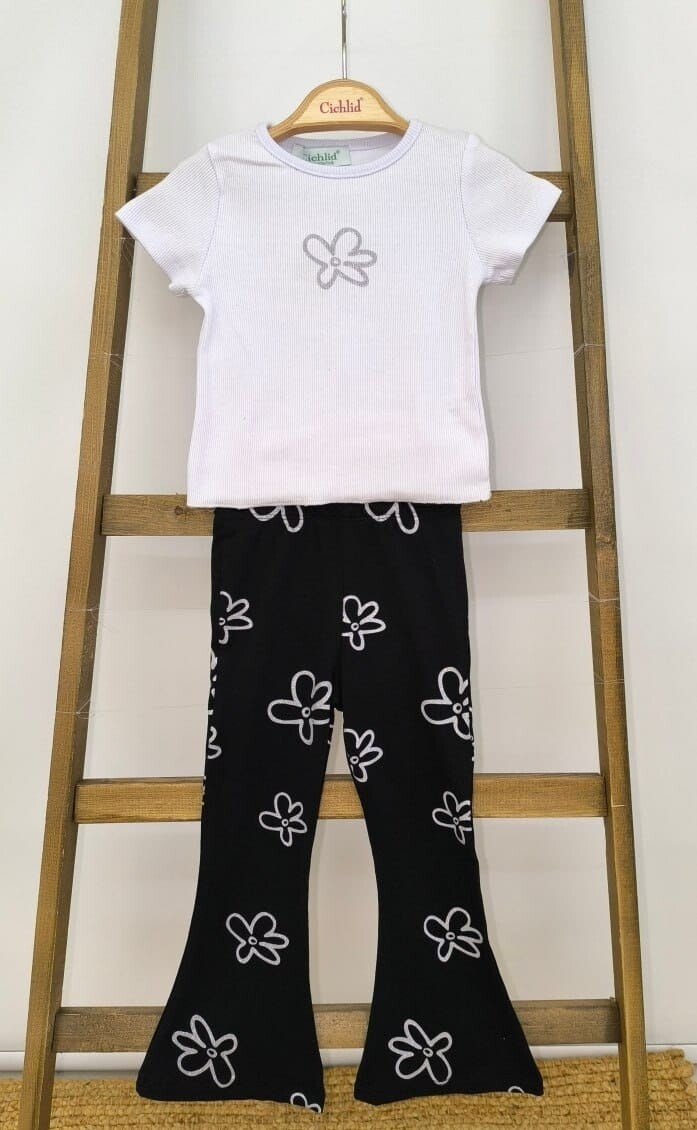 KIZ ÇİÇEK DESENLİ İSPANYOL PAÇA TAYTLI TAKIM