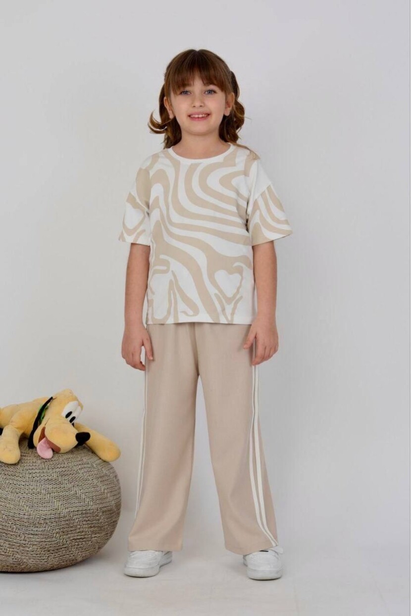 KIZ DOKUMA PANTOLON DESENLİ T-SHİRT TAKIM