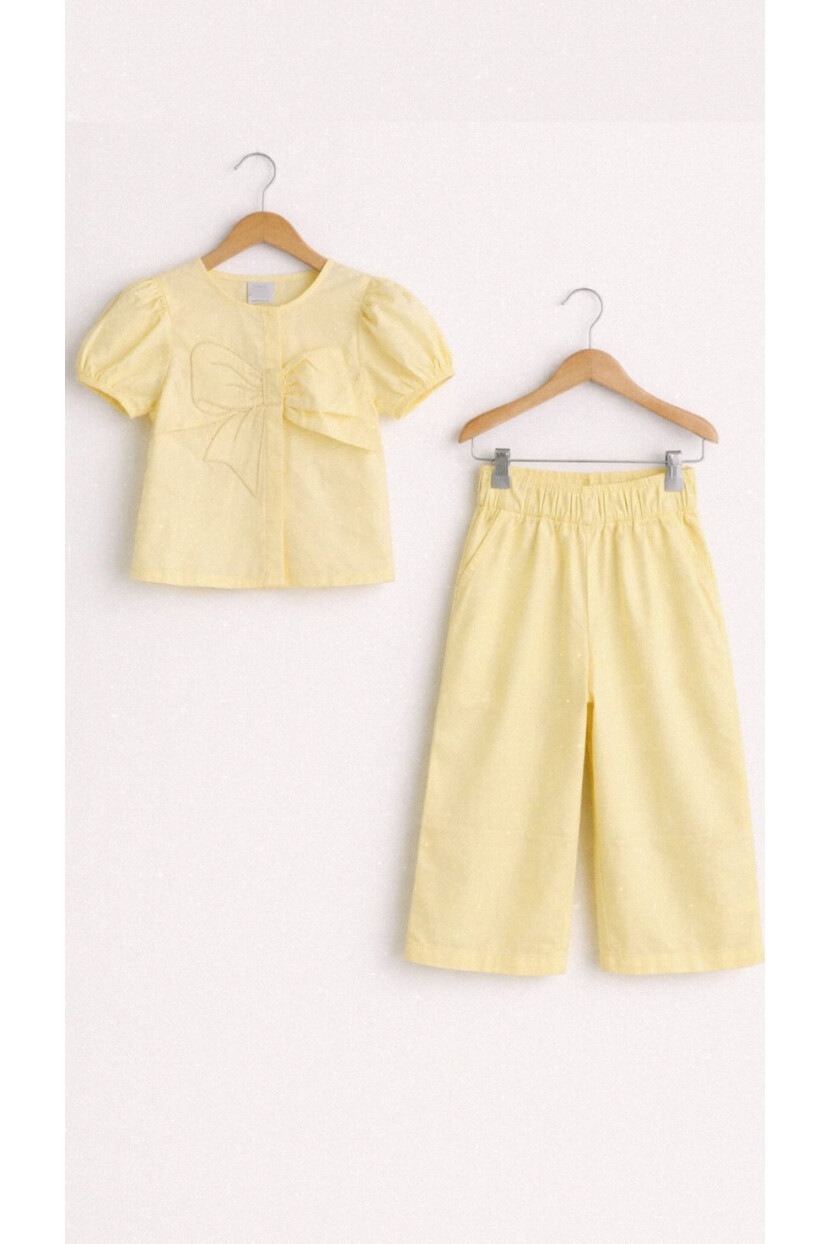 KIZ FİYONK DETAYLI DOKUMA GÖMLEK PANTOLON TAKIM