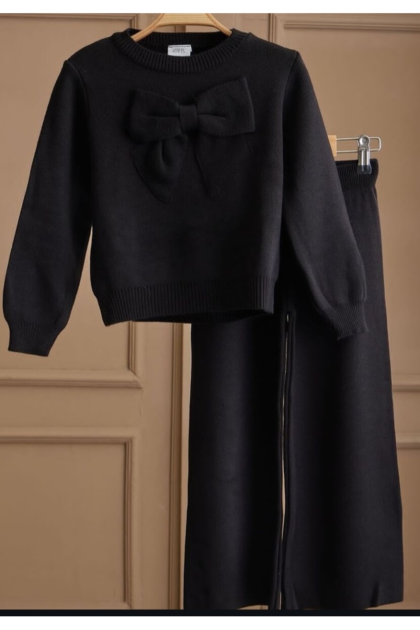 KIZ FİYONK DETAYLI TRİKO TAKIM