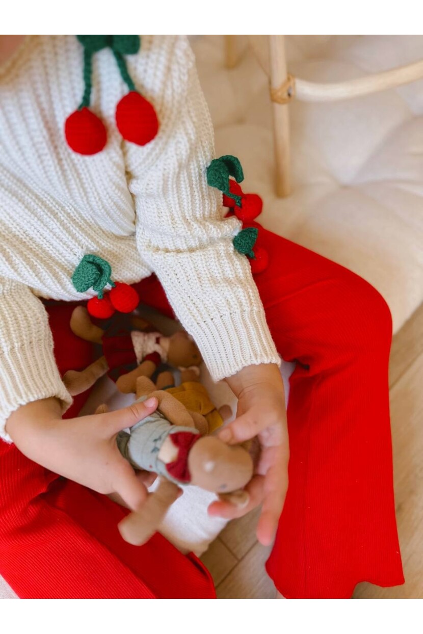 KIZ KİRAZ DETAYLI TAYTLI TRİKO TAKIM