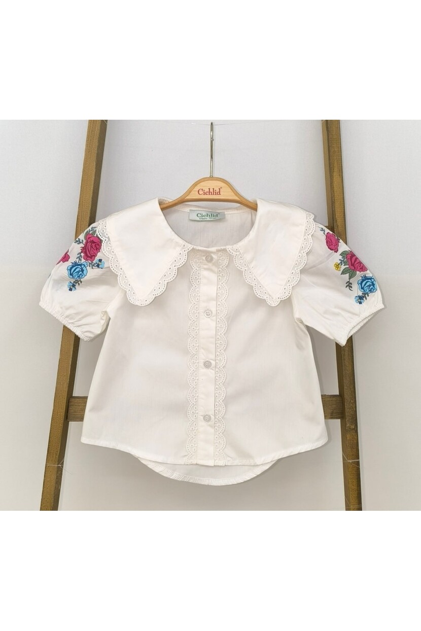 KIZ KISA KOLLU GÜL DETAYLI GÖMLEK