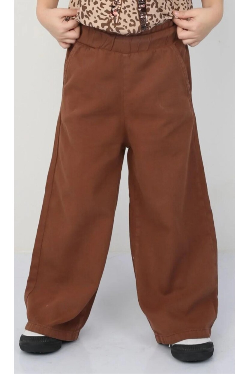 KIZ LEOPARLI FİYONK DETAYLI DOKUMA PANTOLON TSHİRT TAKIM