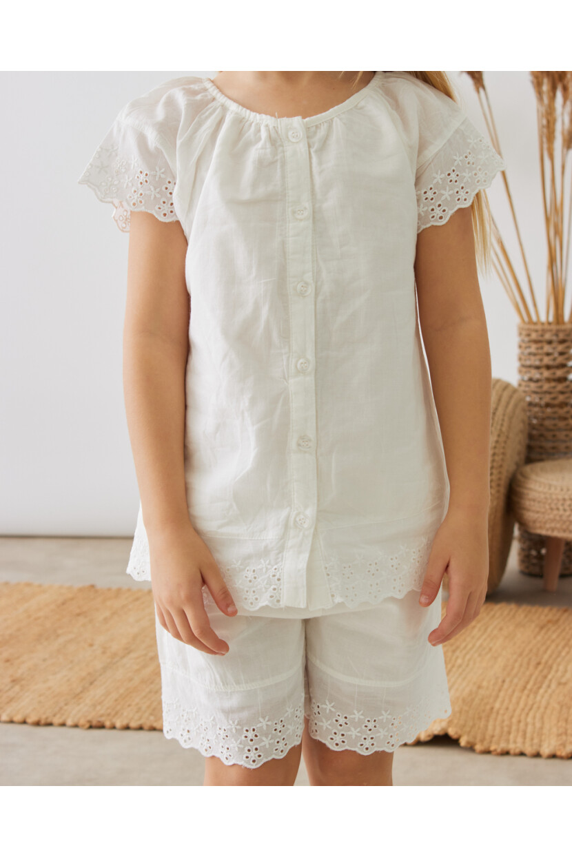 KIZ NAKIŞLI ŞORTLU TAKIM