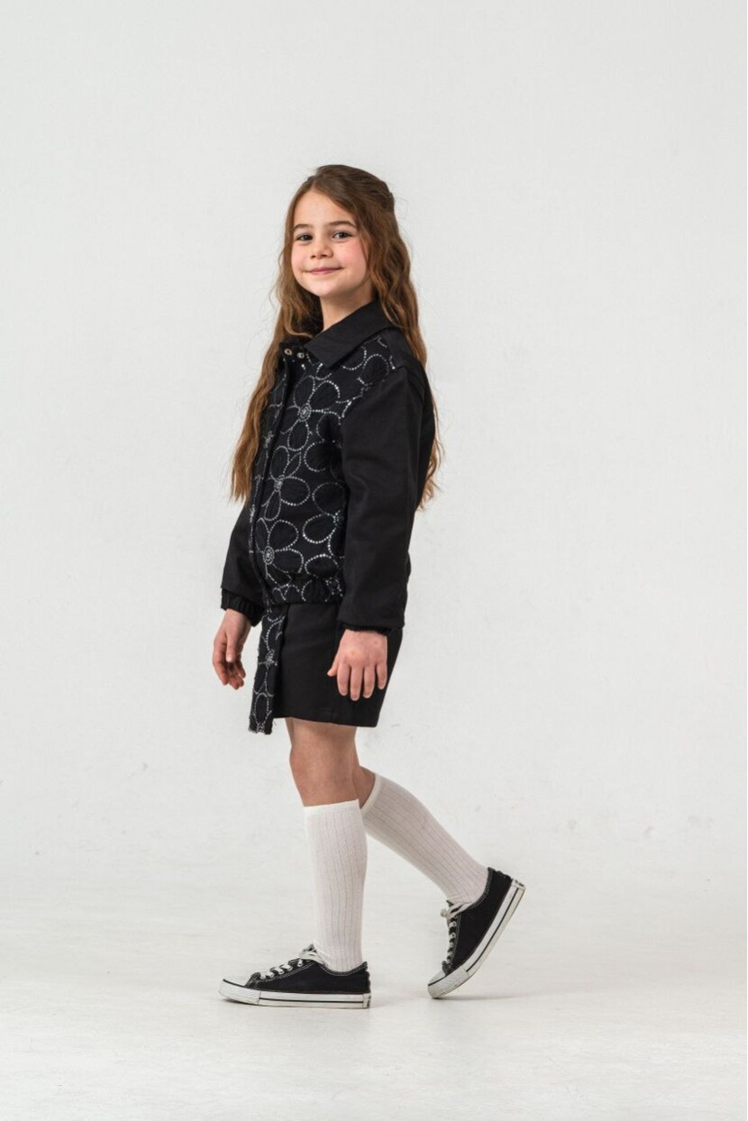 KIZ PAYET İŞLEMELİ ŞORT ETEKLİ DOKUMA TAKIM