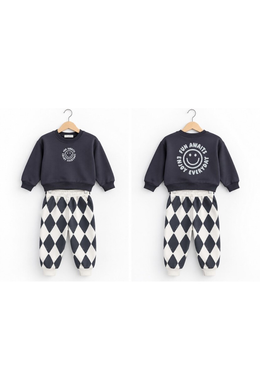 ERKEK DESENLİ RELAX KESİM PANTOLONLU TAKIM