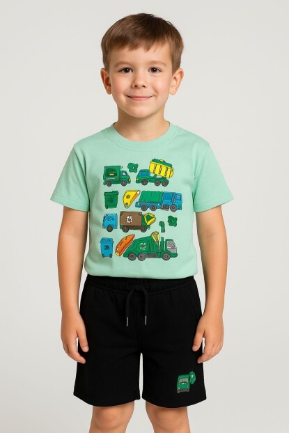 ERKEK ARABA DESENLİ ŞORTLU TAKIM