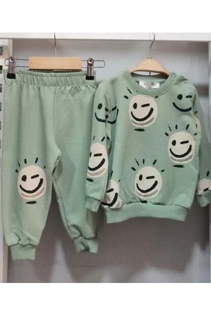 ERKEK  DESENLİ EŞOFMAN TAKIMI