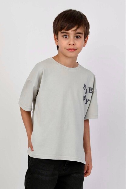 ERKEK KABARTMA NAKIŞLI TSHİRT