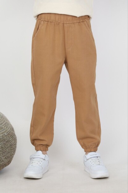 ERKEK MEVSİMLİK T-SHİRT PANTOLON TAKIM