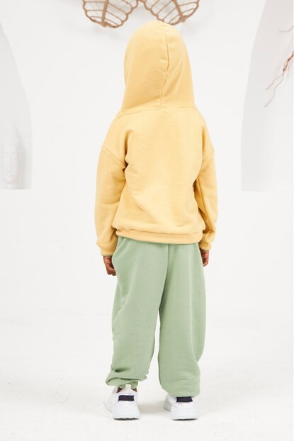 ERKEK RENKLİ KAPŞONLU  EŞOFMAN TAKIMI