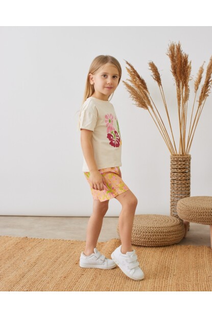 KIZ ÇİÇEK DESENLİ ŞORTLU TAKIM