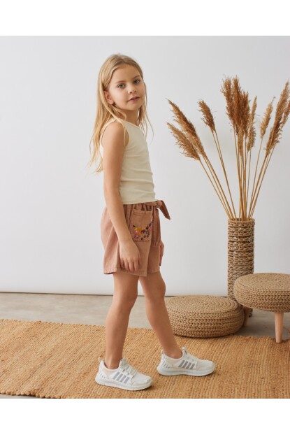 KIZ ÇİÇEK NAKIŞLI ŞORTLU TAKIM