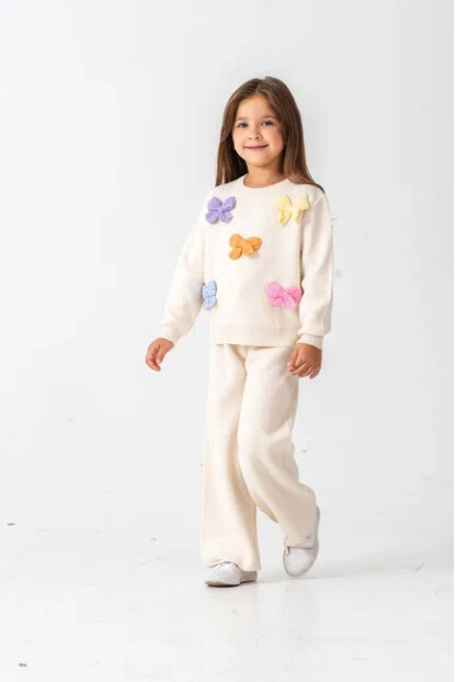 KIZ KELEBEK DETAYLI TRİKO TAKIM