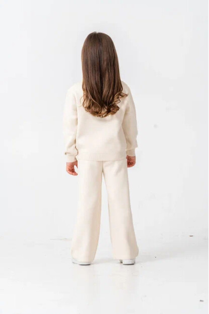 KIZ KELEBEK DETAYLI TRİKO TAKIM