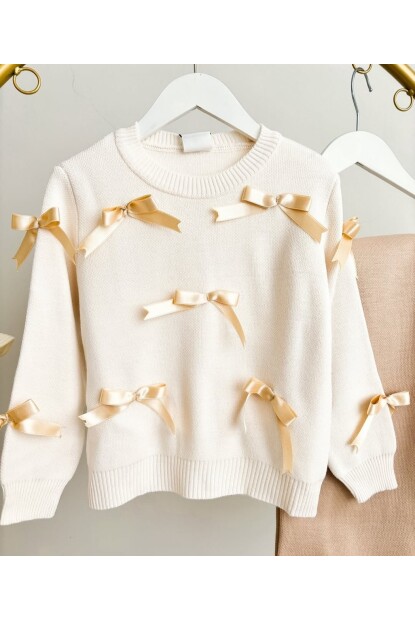 KIZ KREM FİYONK DESENLİ TRİKO TAKIM