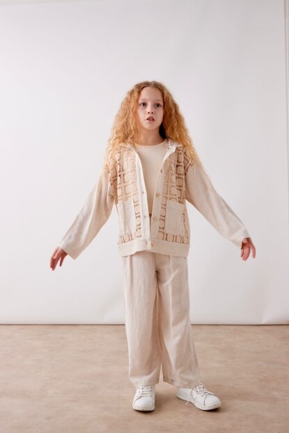 KIZ ÜÇLÜ GÜPÜR DETAYLI KETEN TAKIM