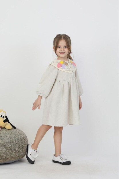 KIZ YAKA DETAYLI KETEN ELBİSE