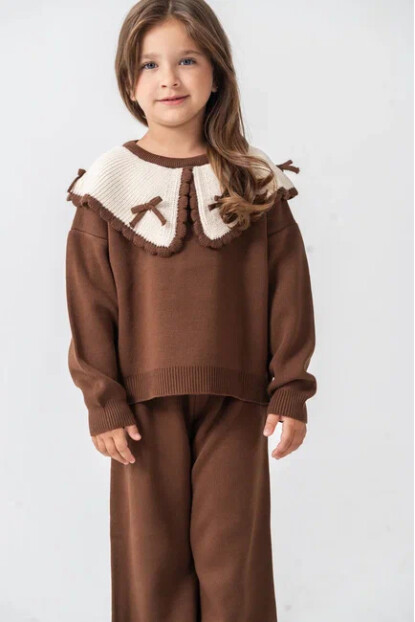 KIZ YAKA FİYONKLU TRİKO TAKIM