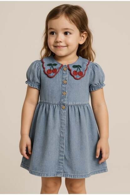 KIZ YAKA KİRAZ DETAYLI DENİM ELBİSE