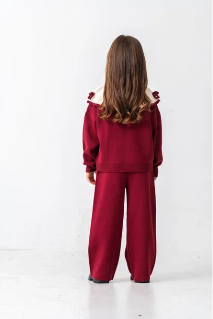 YAKA FİYONKLU TRİKO TAKIM