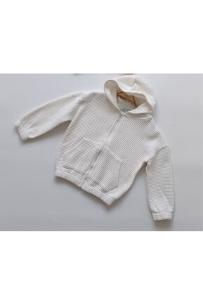 KIZ BEYAZ KAPŞONLU HIRKA