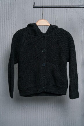 KAPŞONLU TRİKO HIRKA