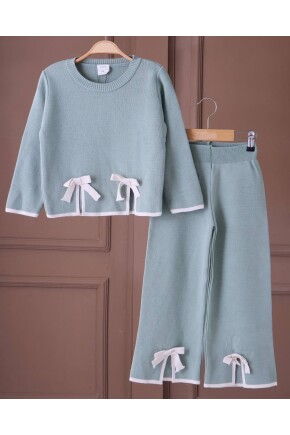 KIZ YEŞİL FİYONK DETAYLI TRİKO TAKIM